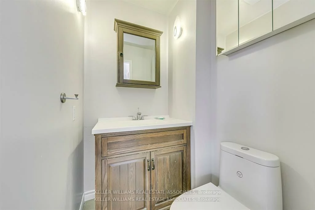 24, Reid, Streetsville, Mississauga
