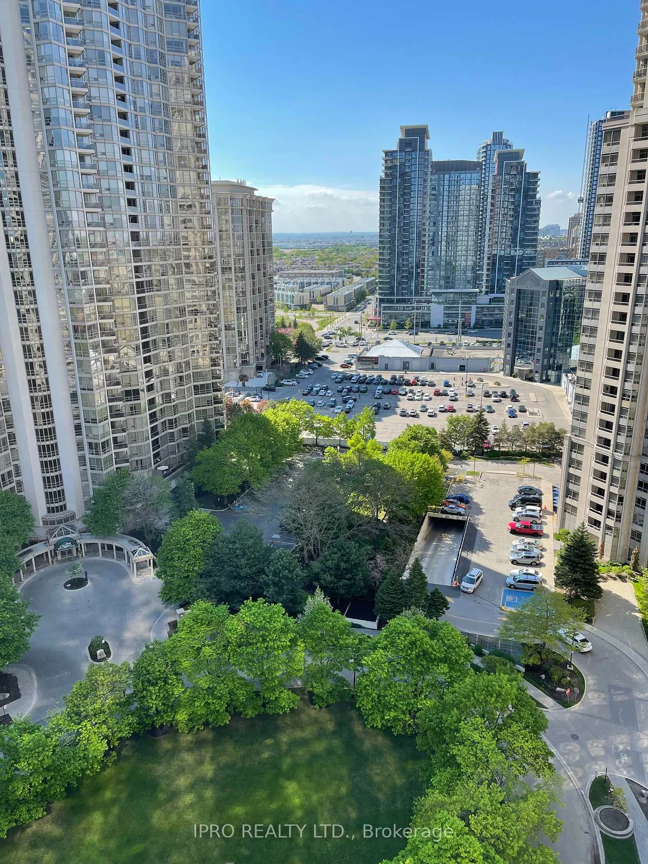 25, Kingsbridge, Hurontario, Mississauga