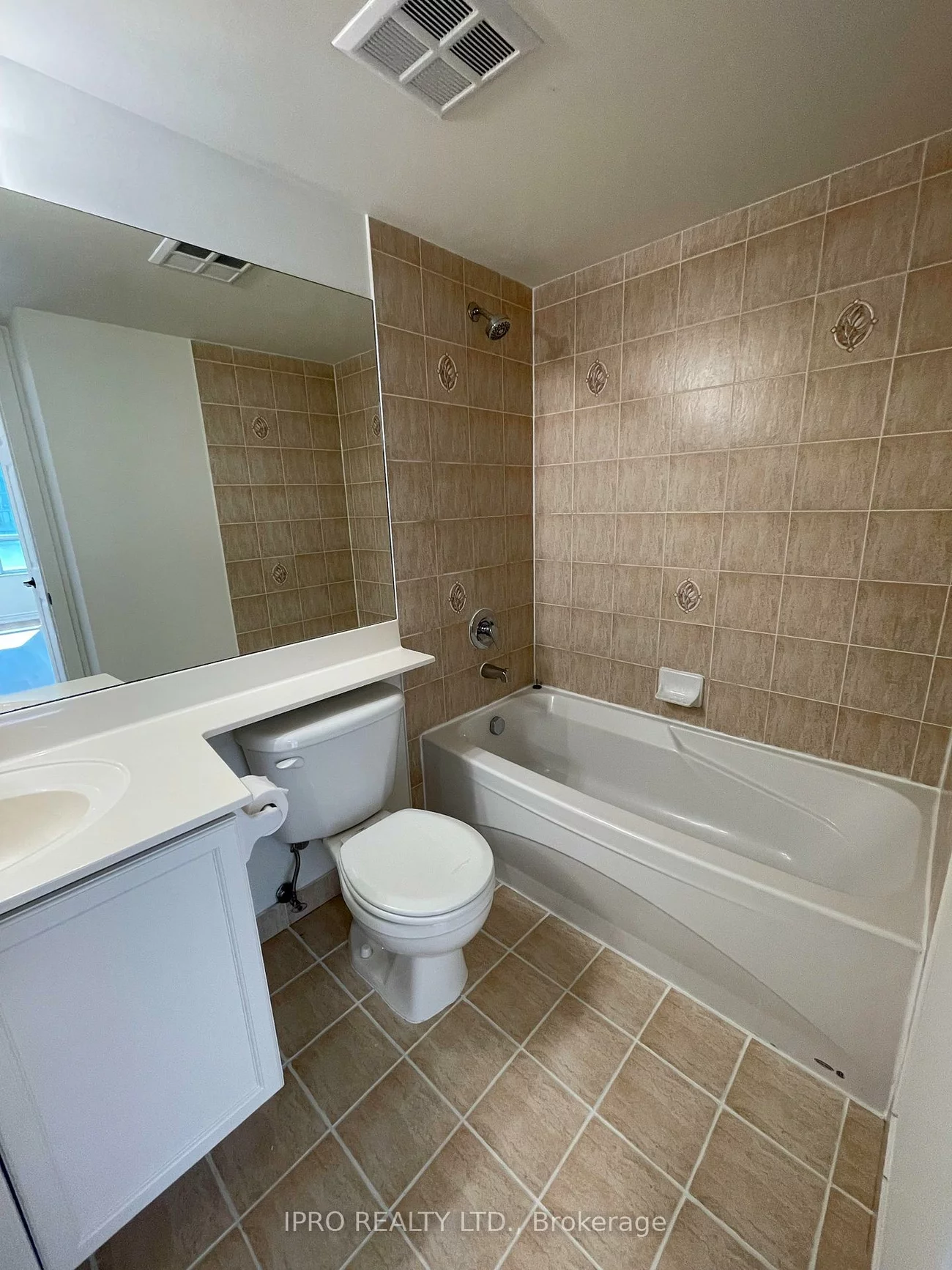 25, Kingsbridge, Hurontario, Mississauga