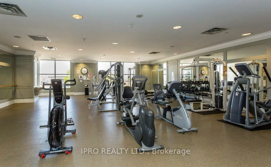 25, Kingsbridge, Hurontario, Mississauga