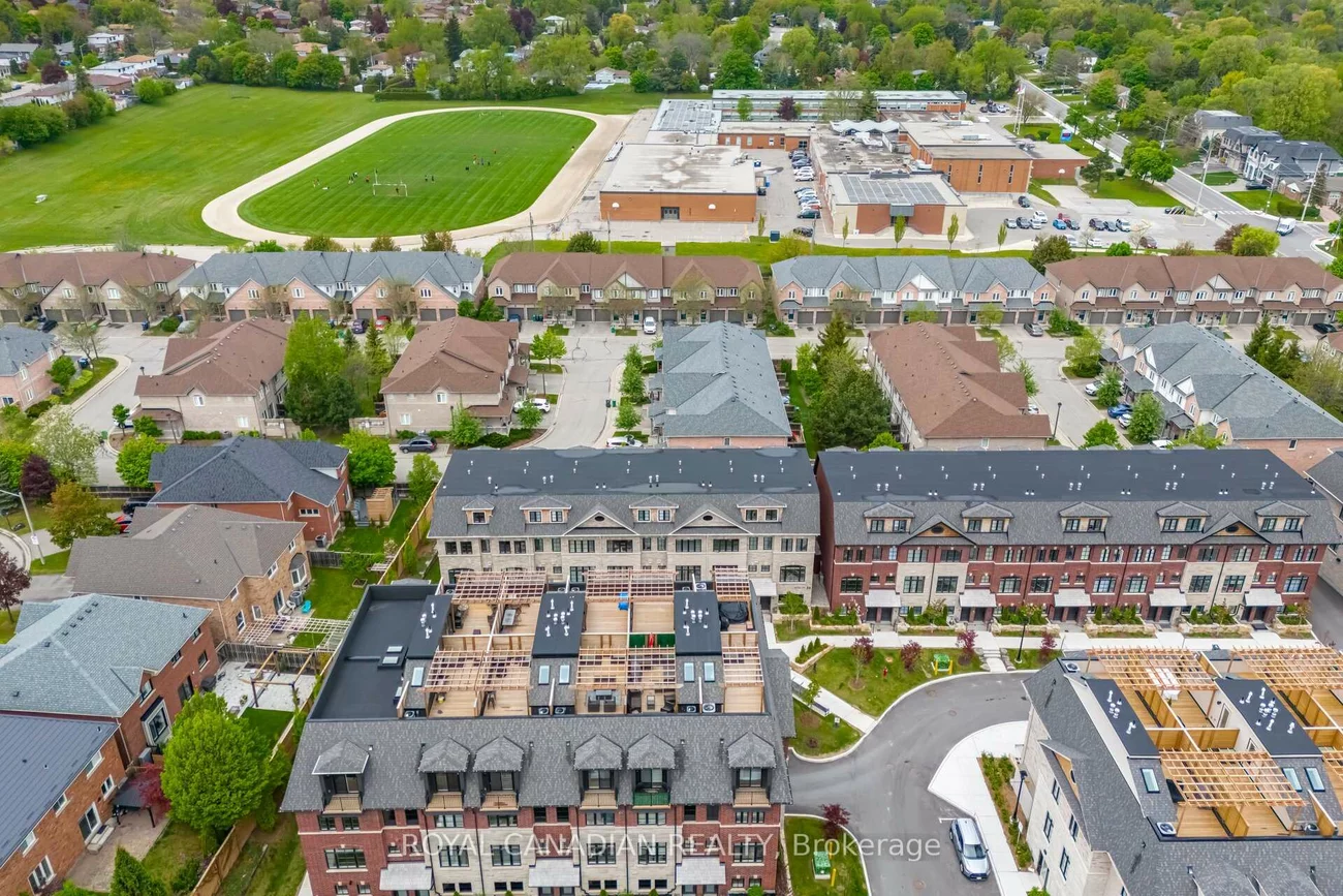 50, Lunar, Streetsville, Mississauga