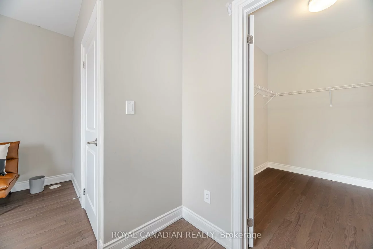 50, Lunar, Streetsville, Mississauga