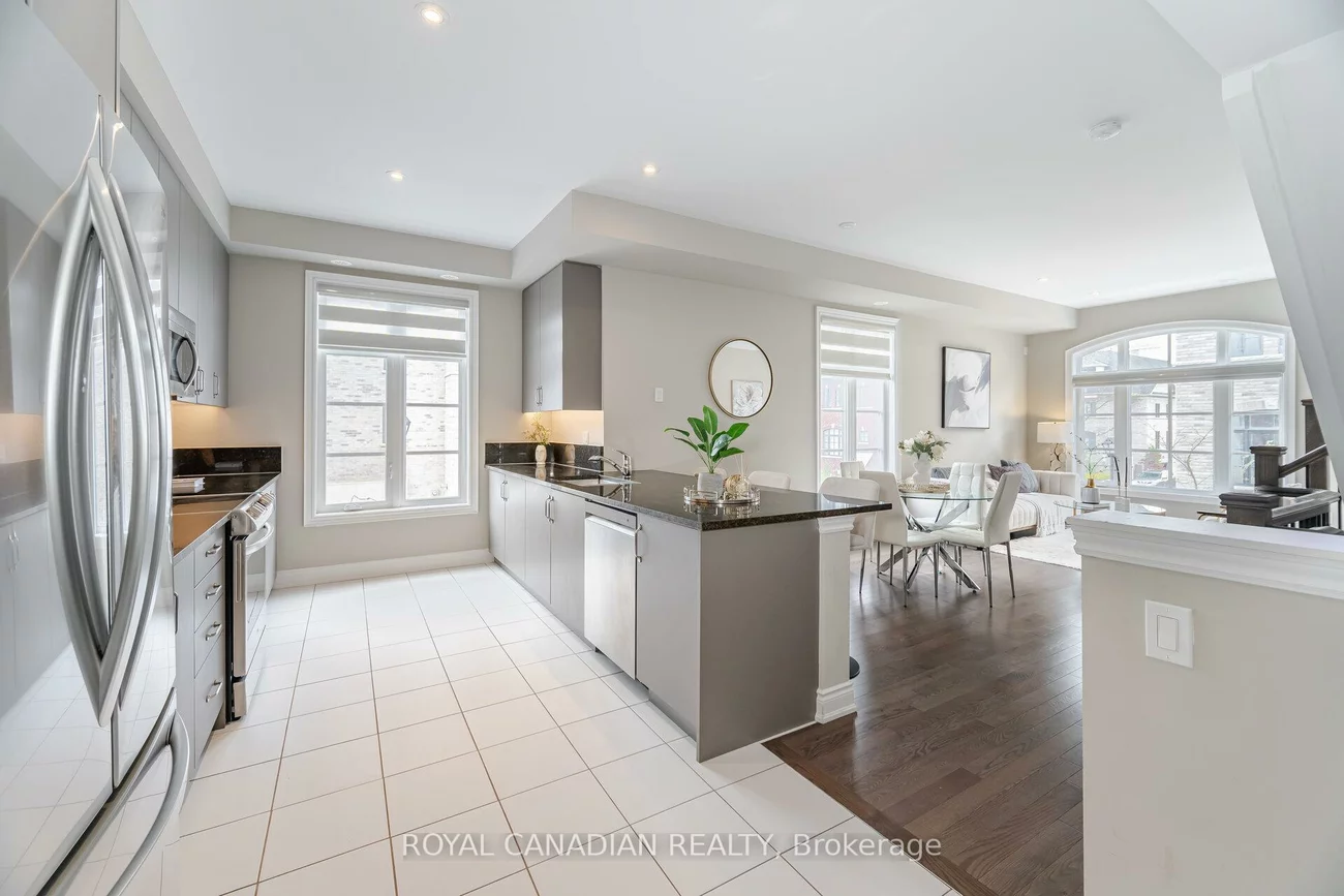 50, Lunar, Streetsville, Mississauga