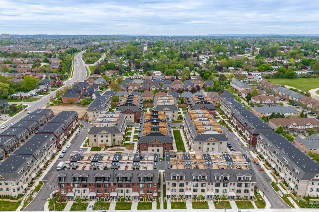 50, Lunar, Streetsville, Mississauga