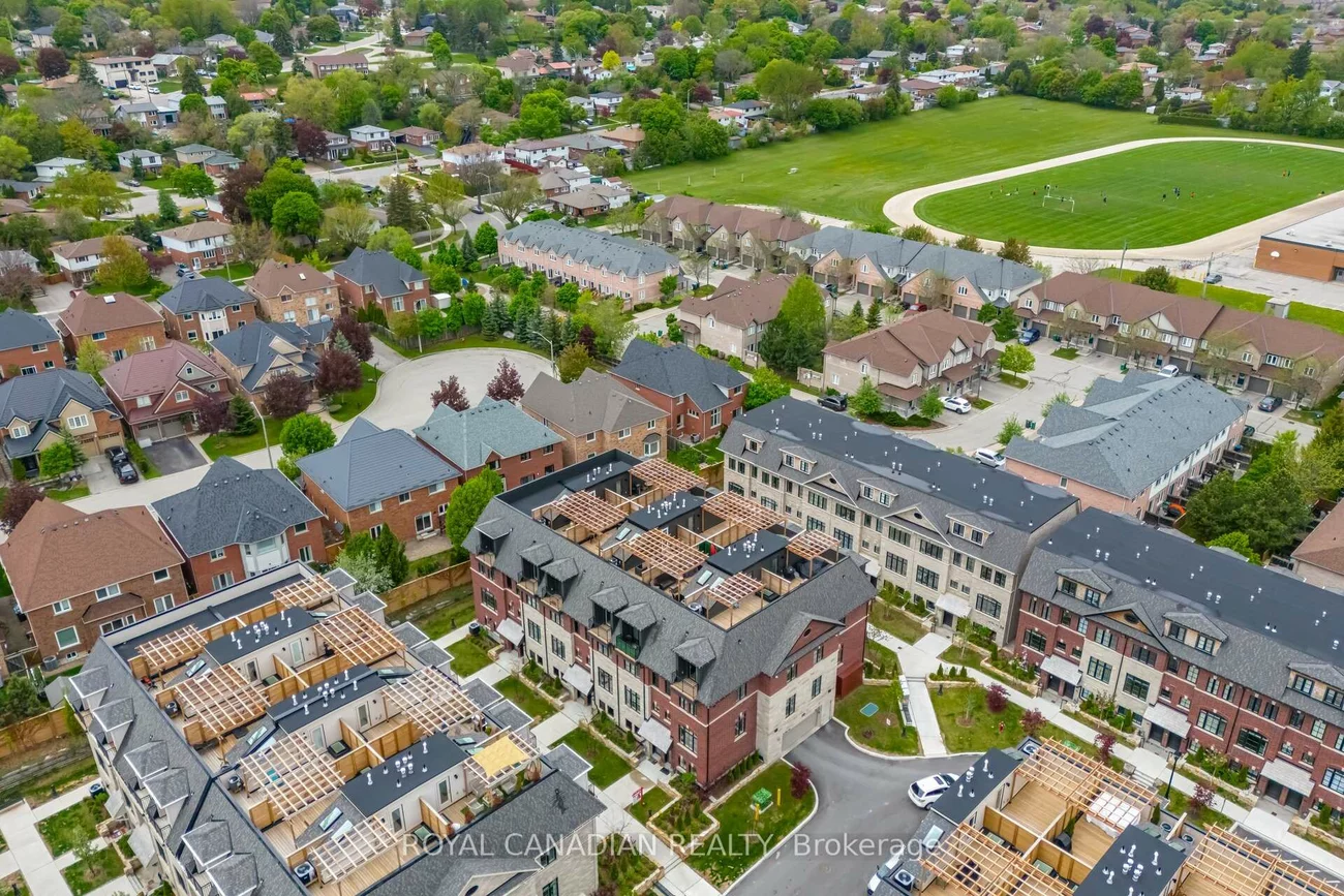 50, Lunar, Streetsville, Mississauga