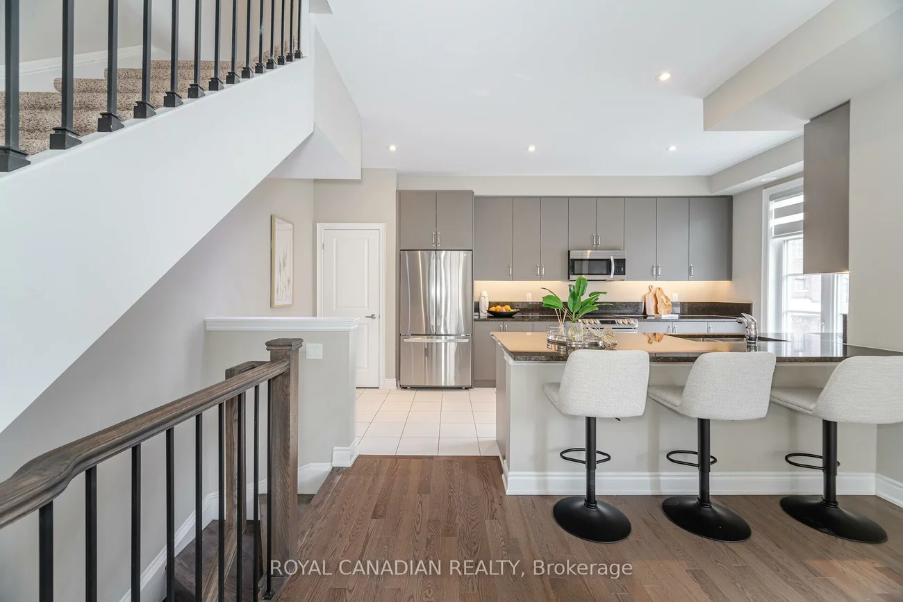 50, Lunar, Streetsville, Mississauga