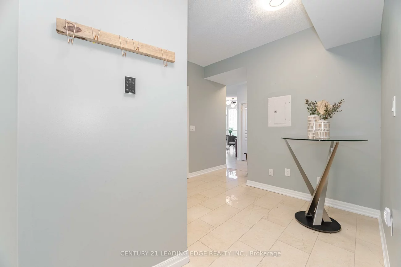 223, Webb, City Centre, Mississauga