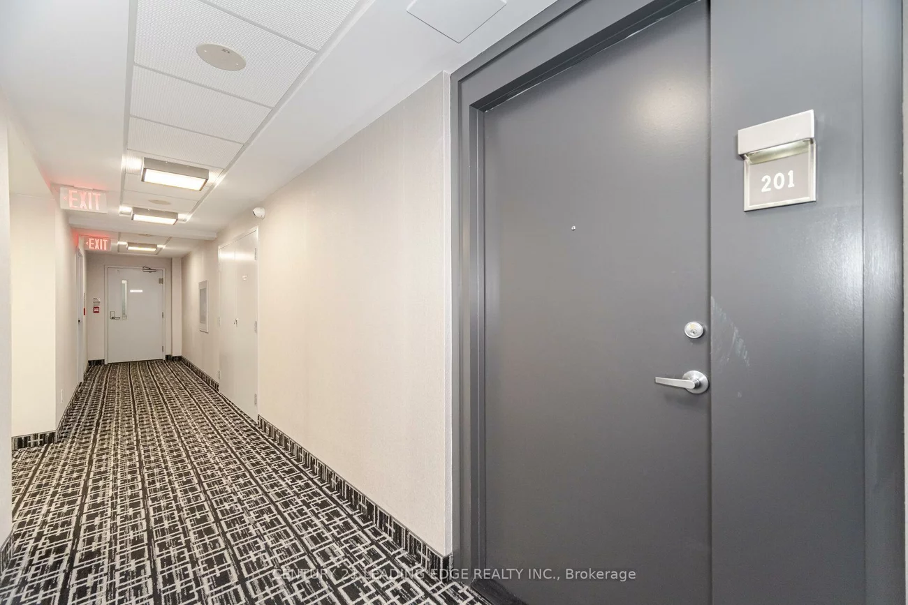 223, Webb, City Centre, Mississauga