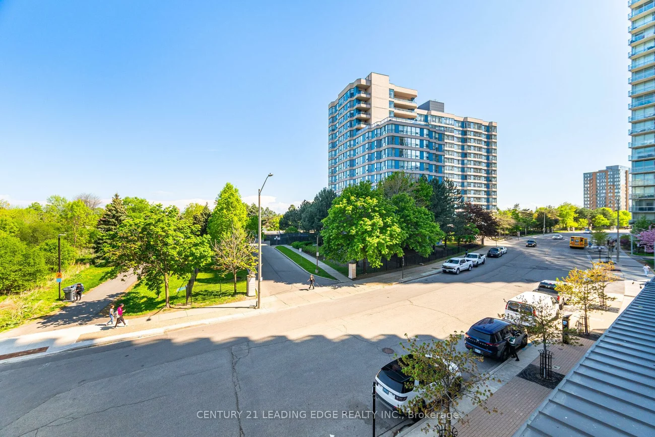 223, Webb, City Centre, Mississauga