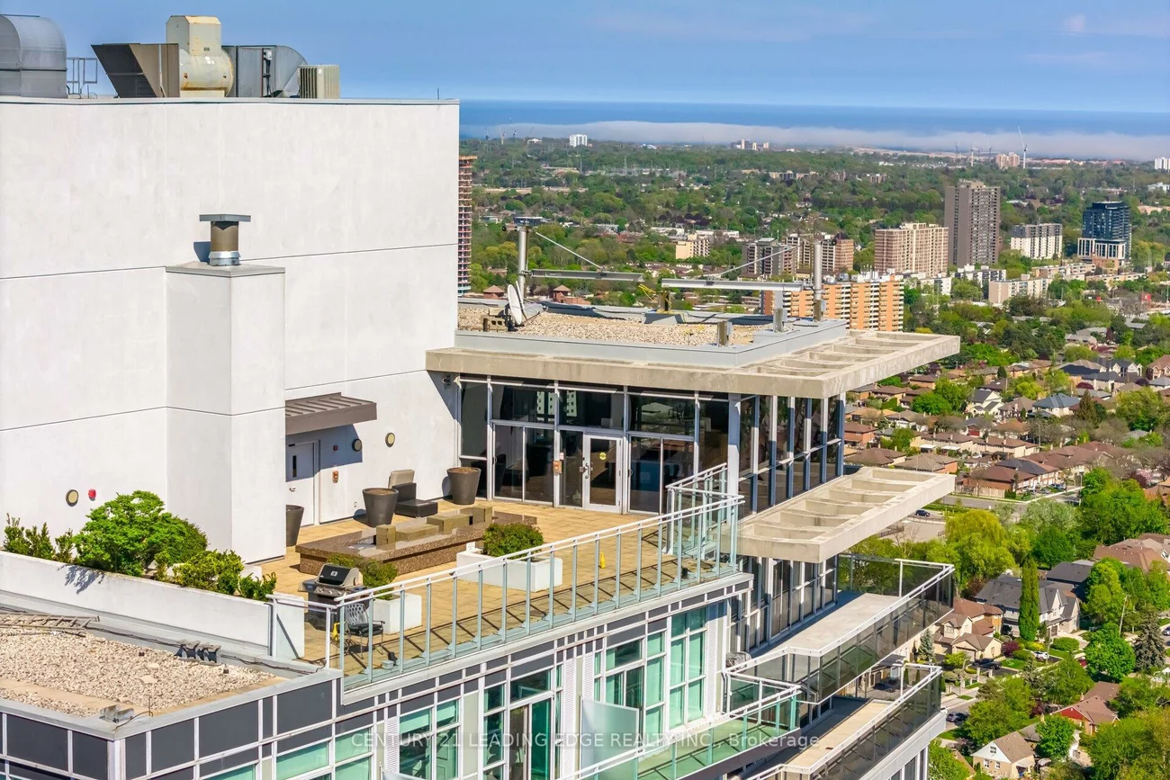 223, Webb, City Centre, Mississauga