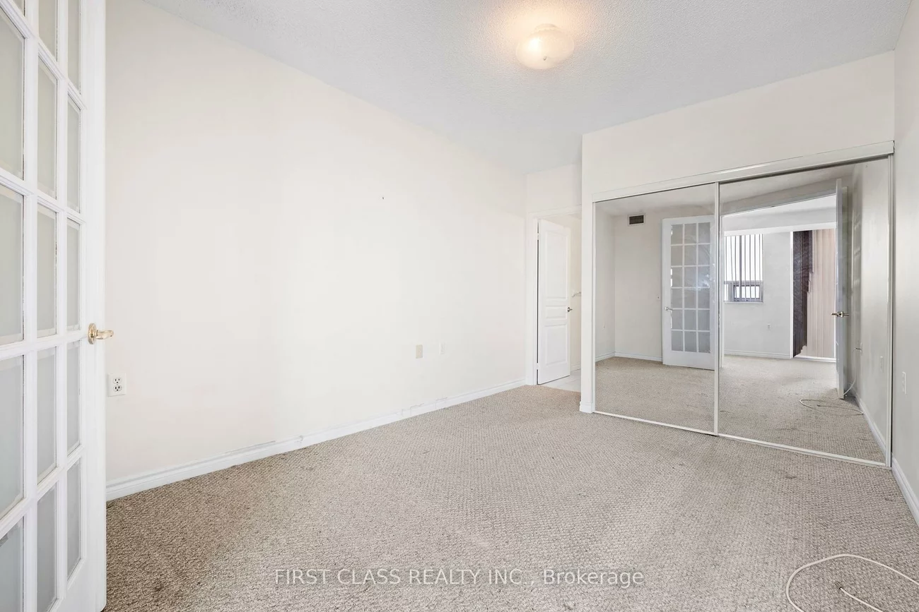 200, Burnhamthorpe, Mississauga Valleys, Mississauga