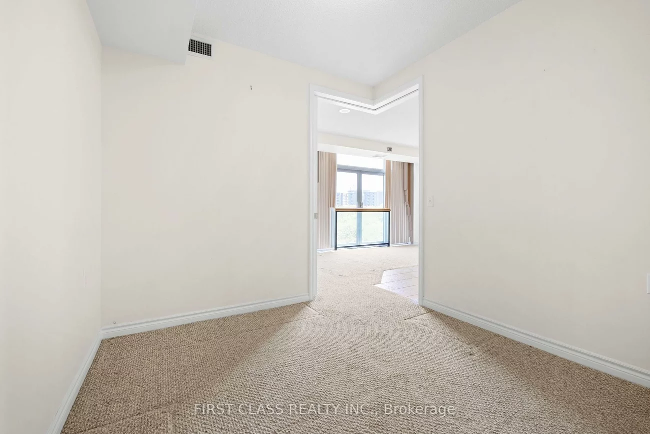 200, Burnhamthorpe, Mississauga Valleys, Mississauga