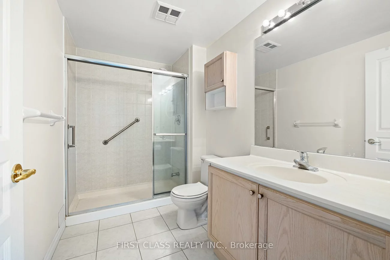 200, Burnhamthorpe, Mississauga Valleys, Mississauga