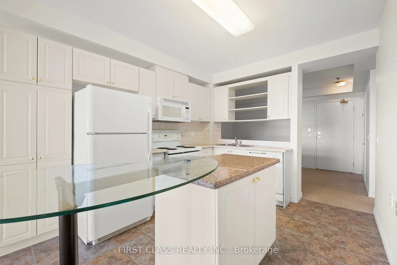200, Burnhamthorpe, Mississauga Valleys, Mississauga