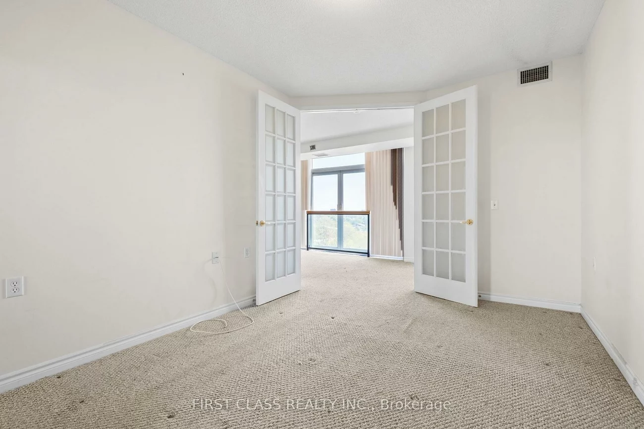 200, Burnhamthorpe, Mississauga Valleys, Mississauga