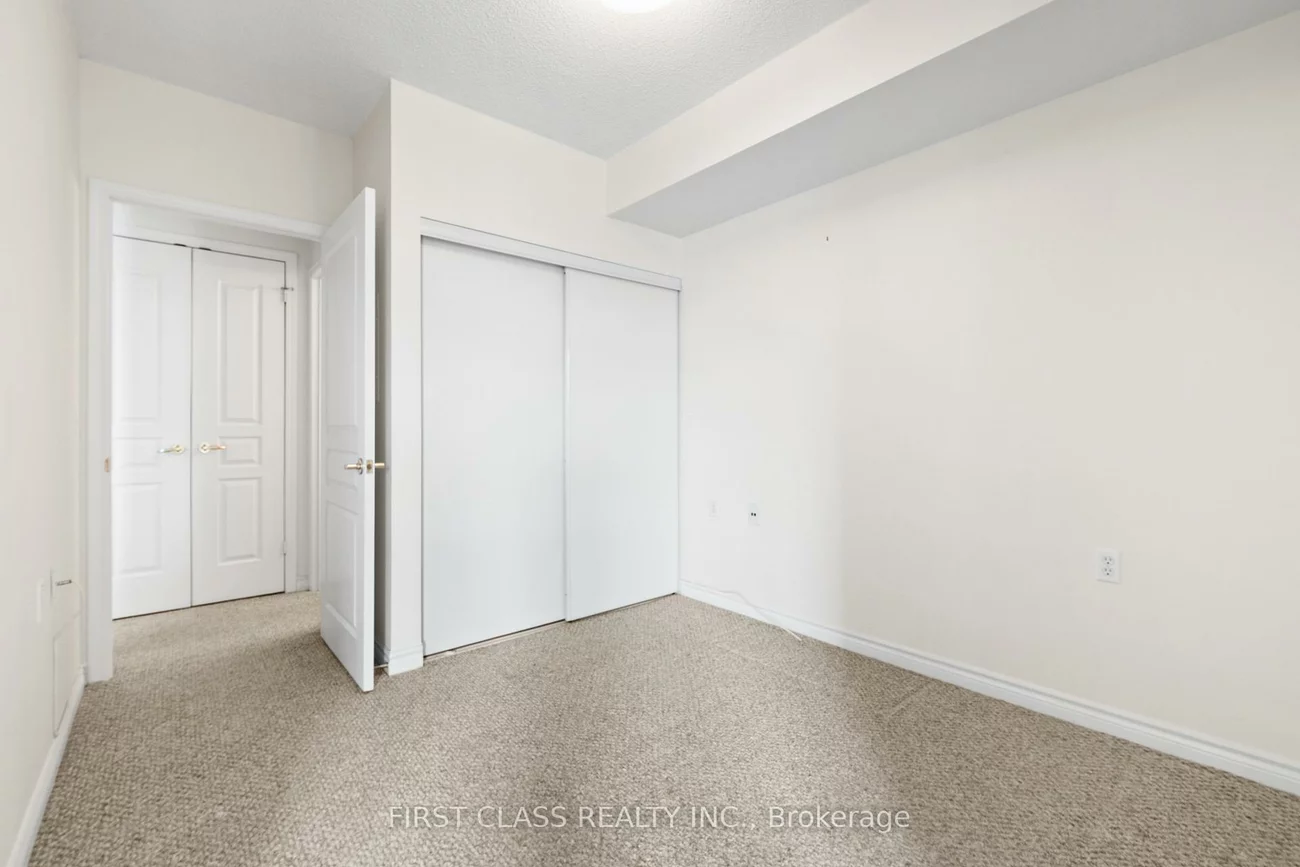 200, Burnhamthorpe, Mississauga Valleys, Mississauga