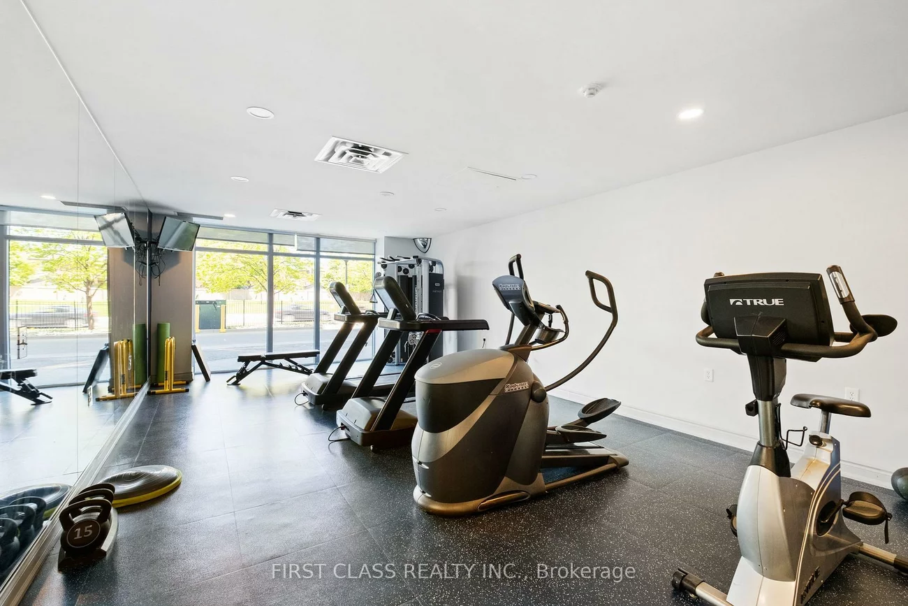 200, Burnhamthorpe, Mississauga Valleys, Mississauga