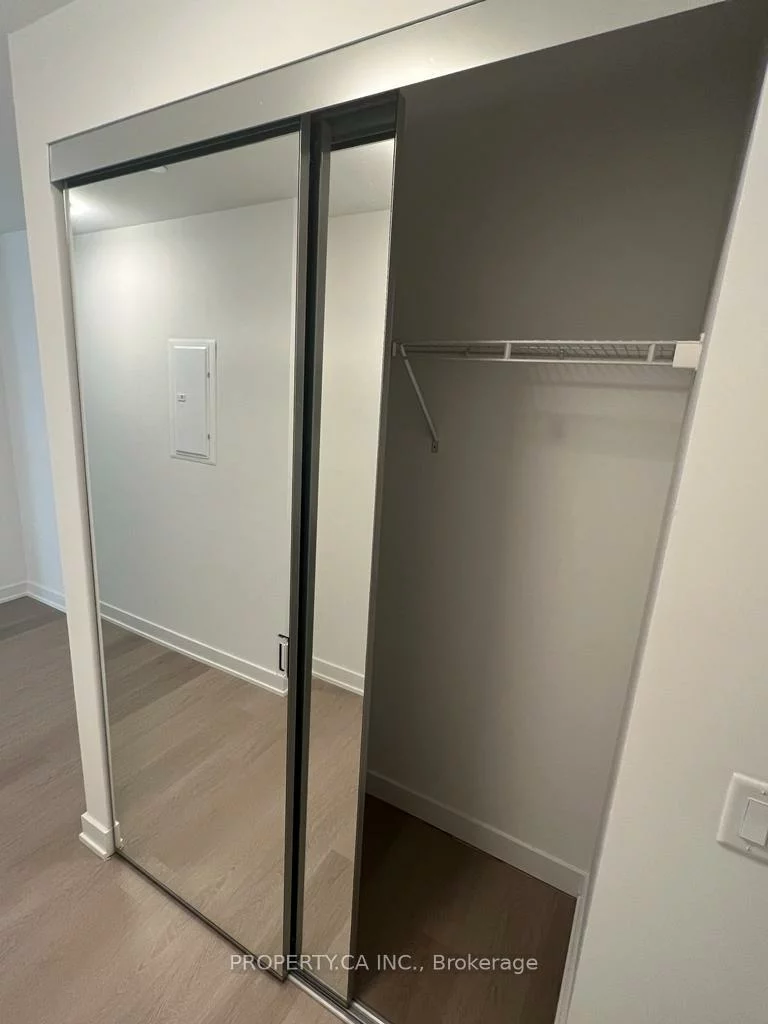 3883, Quartz, City Centre, Mississauga