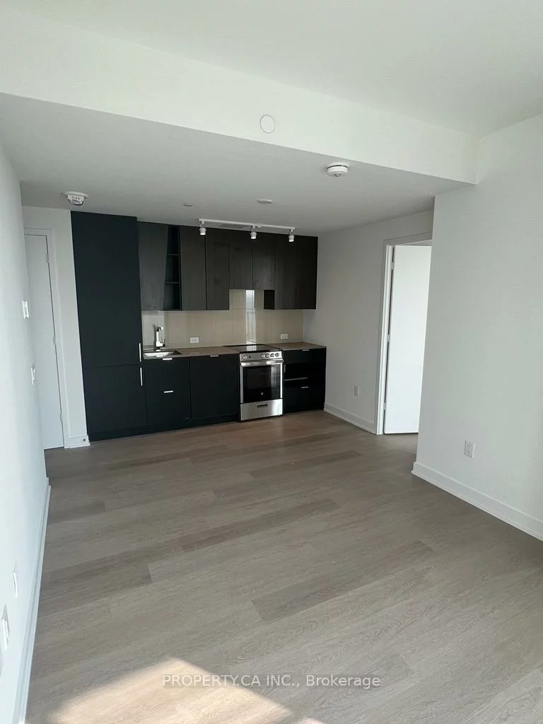 3883, Quartz, City Centre, Mississauga