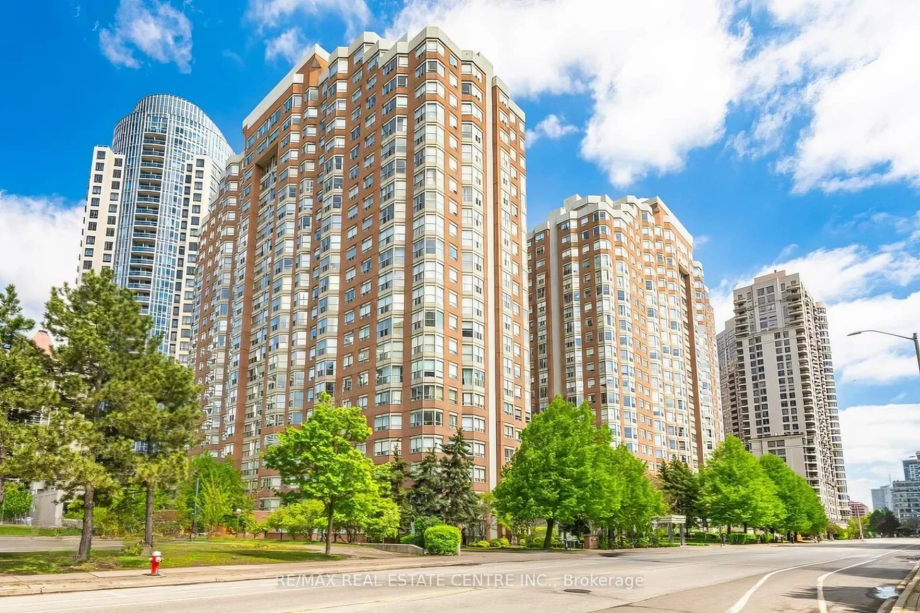 335, Webb, City Centre, Mississauga