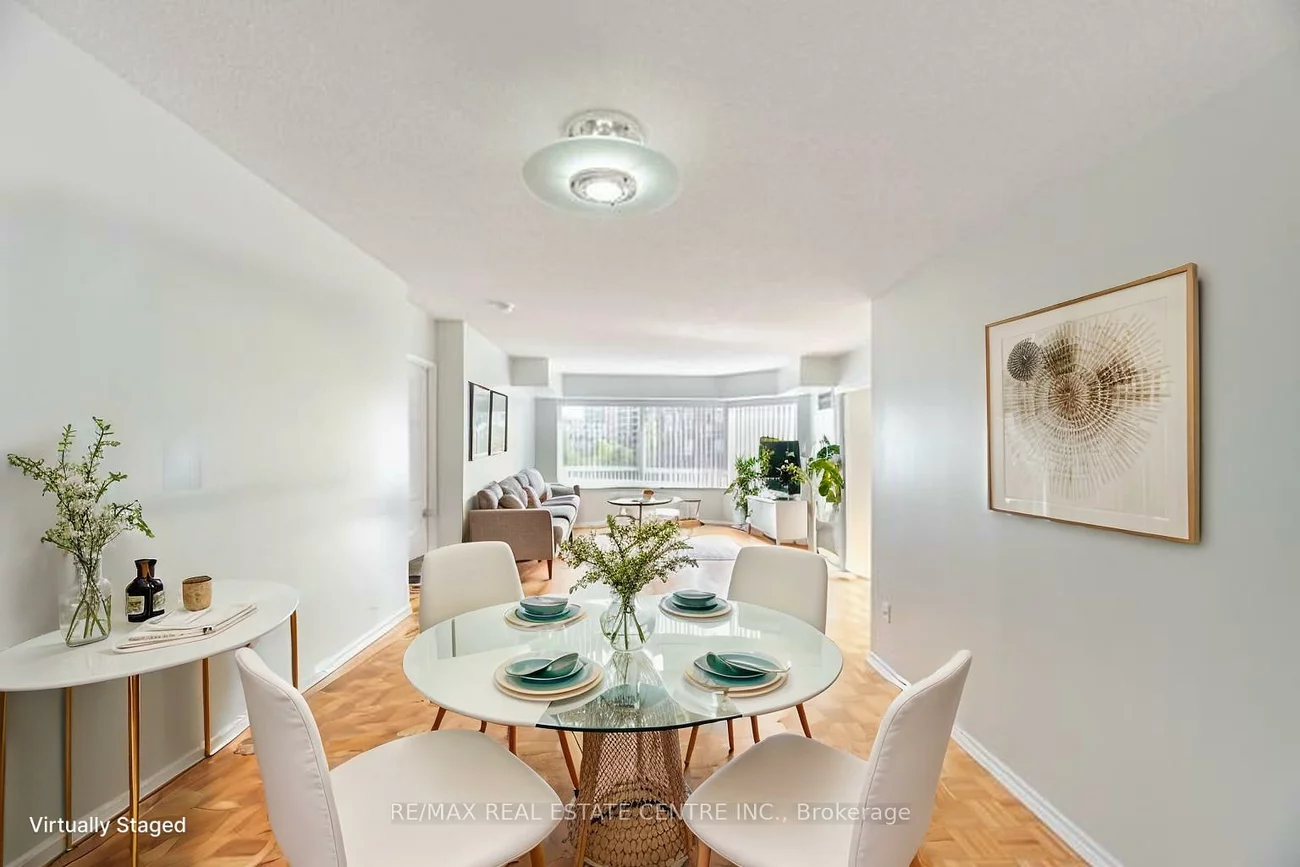 335, Webb, City Centre, Mississauga