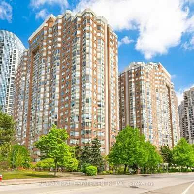 335, Webb, City Centre, Mississauga