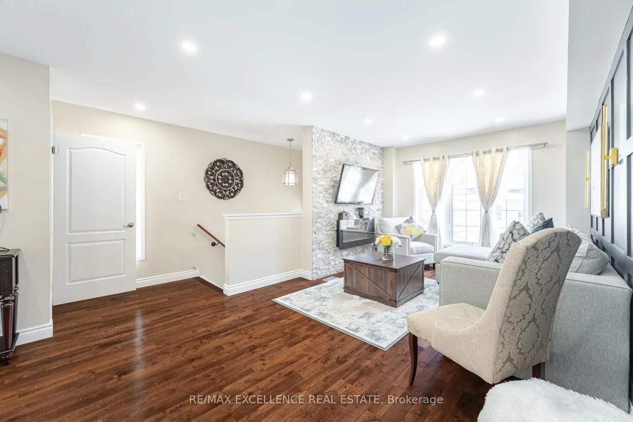 4950, Albina, Hurontario, Mississauga
