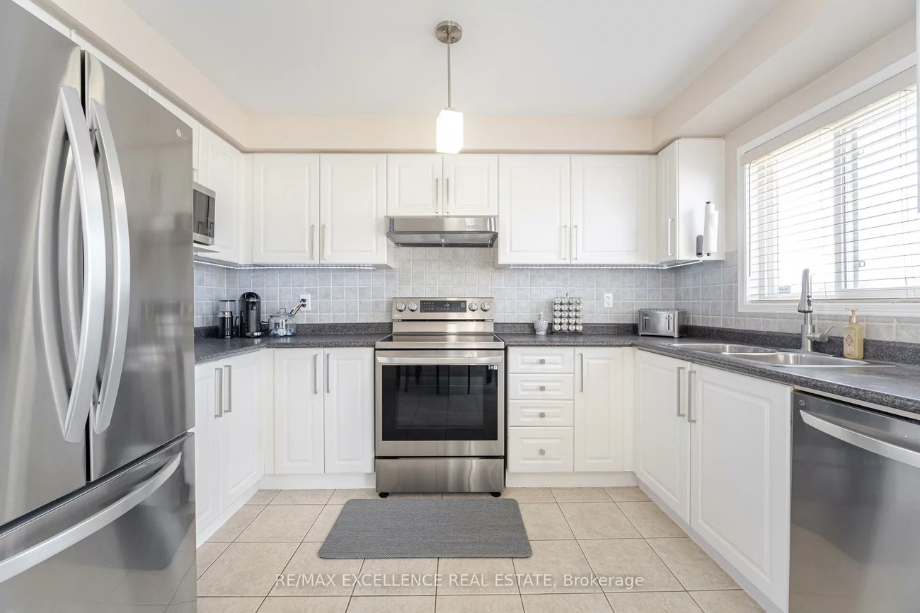 4950, Albina, Hurontario, Mississauga