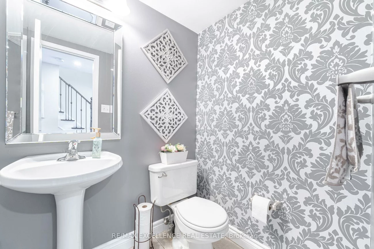 4950, Albina, Hurontario, Mississauga