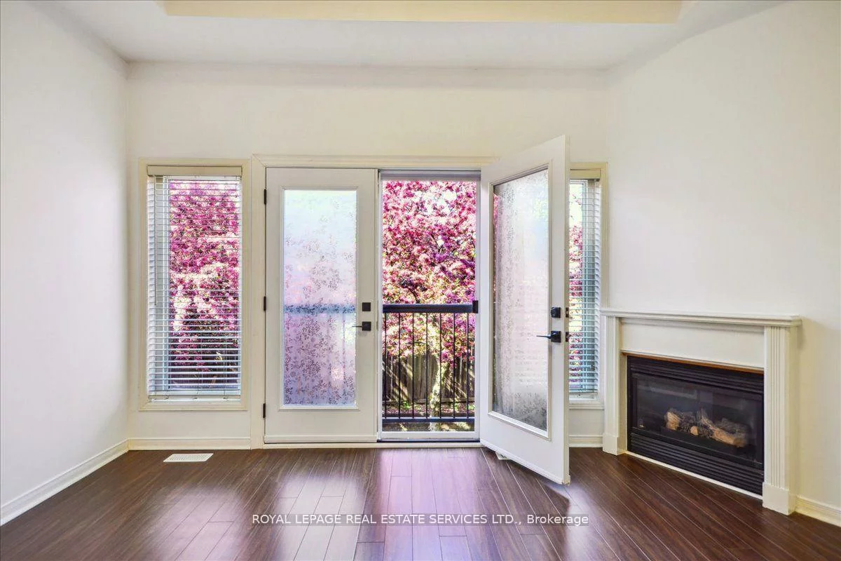 3302, Pinto, Cooksville, Mississauga