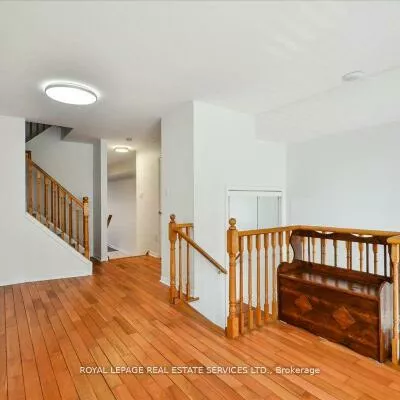 3302, Pinto, Cooksville, Mississauga