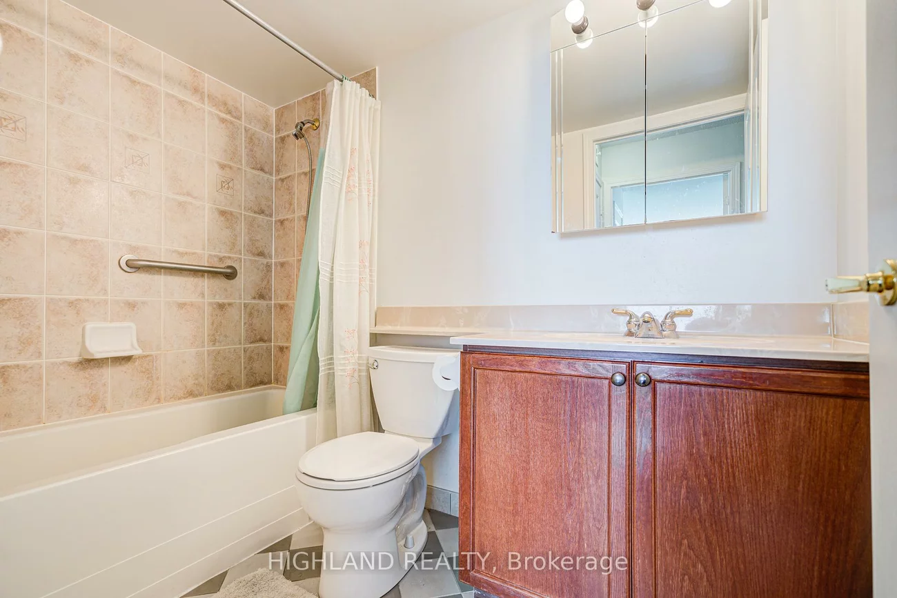 4879, Kimbermount, Central Erin Mills, Mississauga