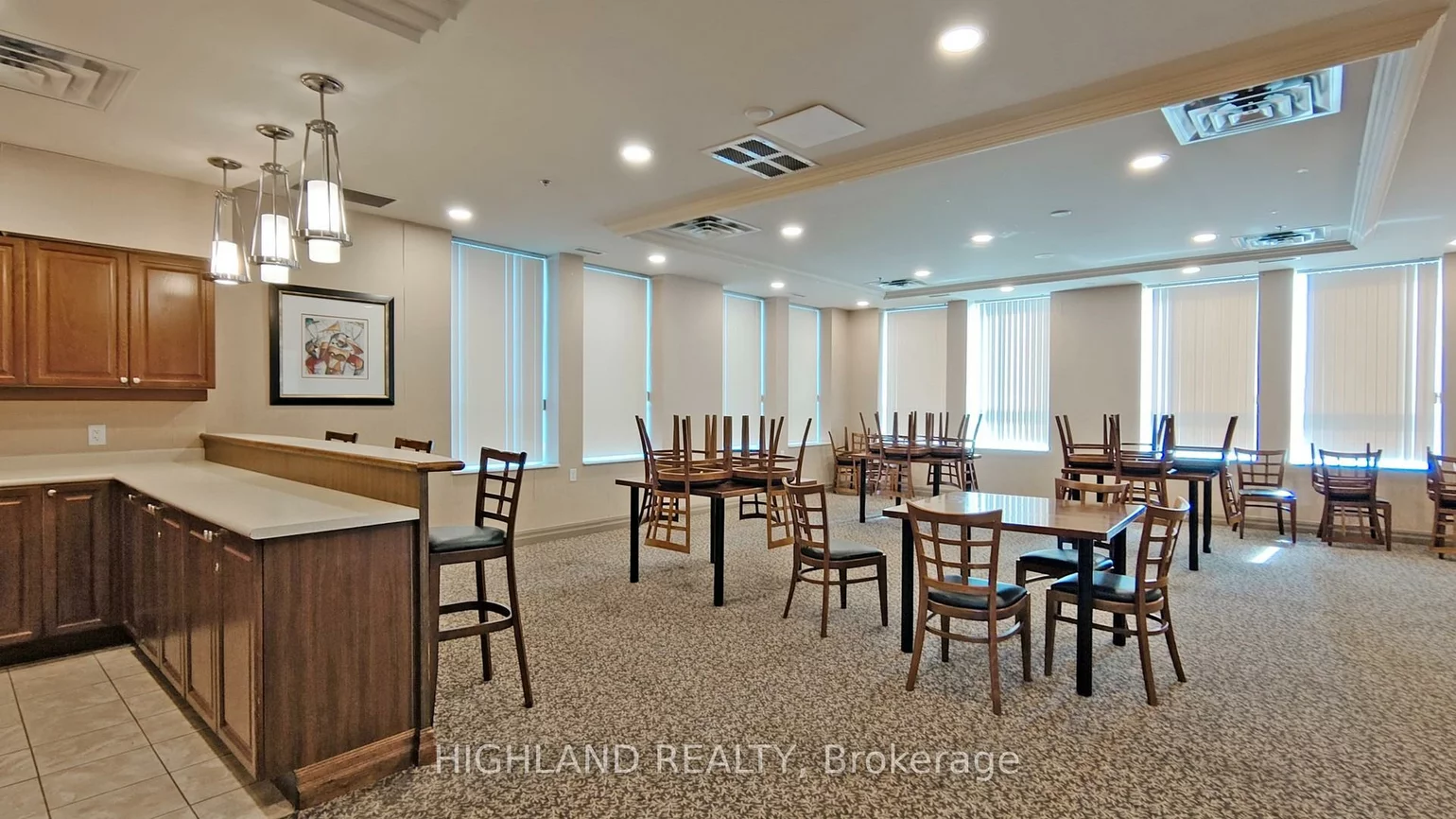 4879, Kimbermount, Central Erin Mills, Mississauga