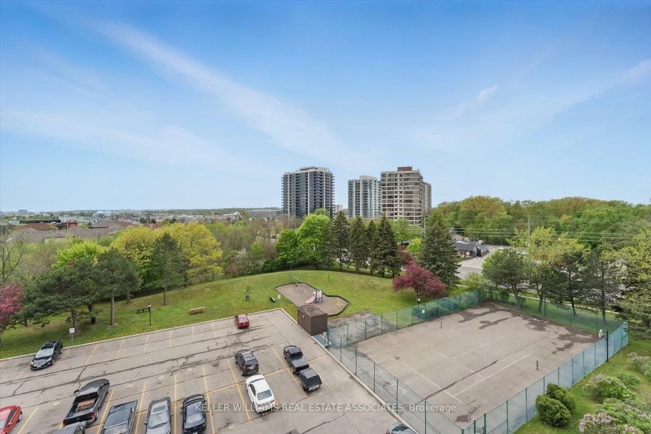 966, Inverhouse, Clarkson, Mississauga