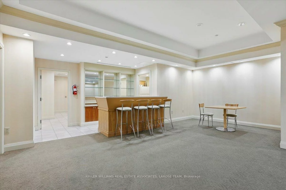1150, Parkwest, Lakeview, Mississauga