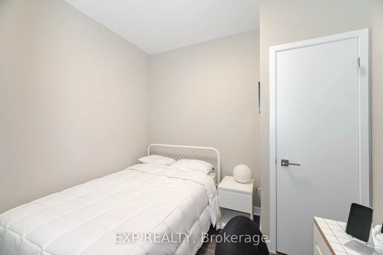 4055, Parkside Village, City Centre, Mississauga