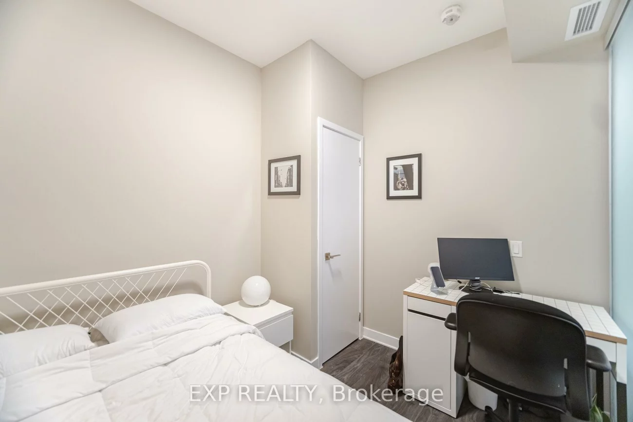 4055, Parkside Village, City Centre, Mississauga