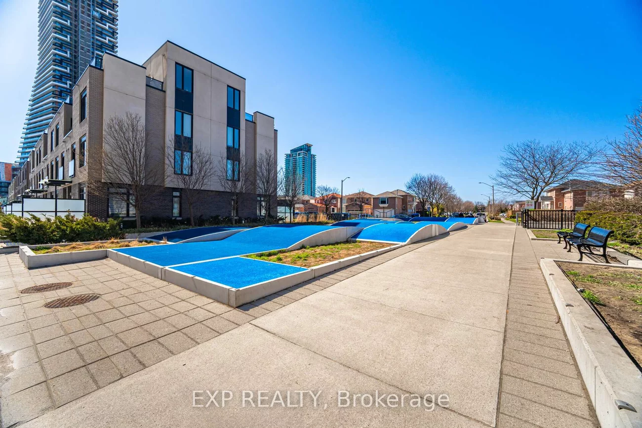 4055, Parkside Village, City Centre, Mississauga