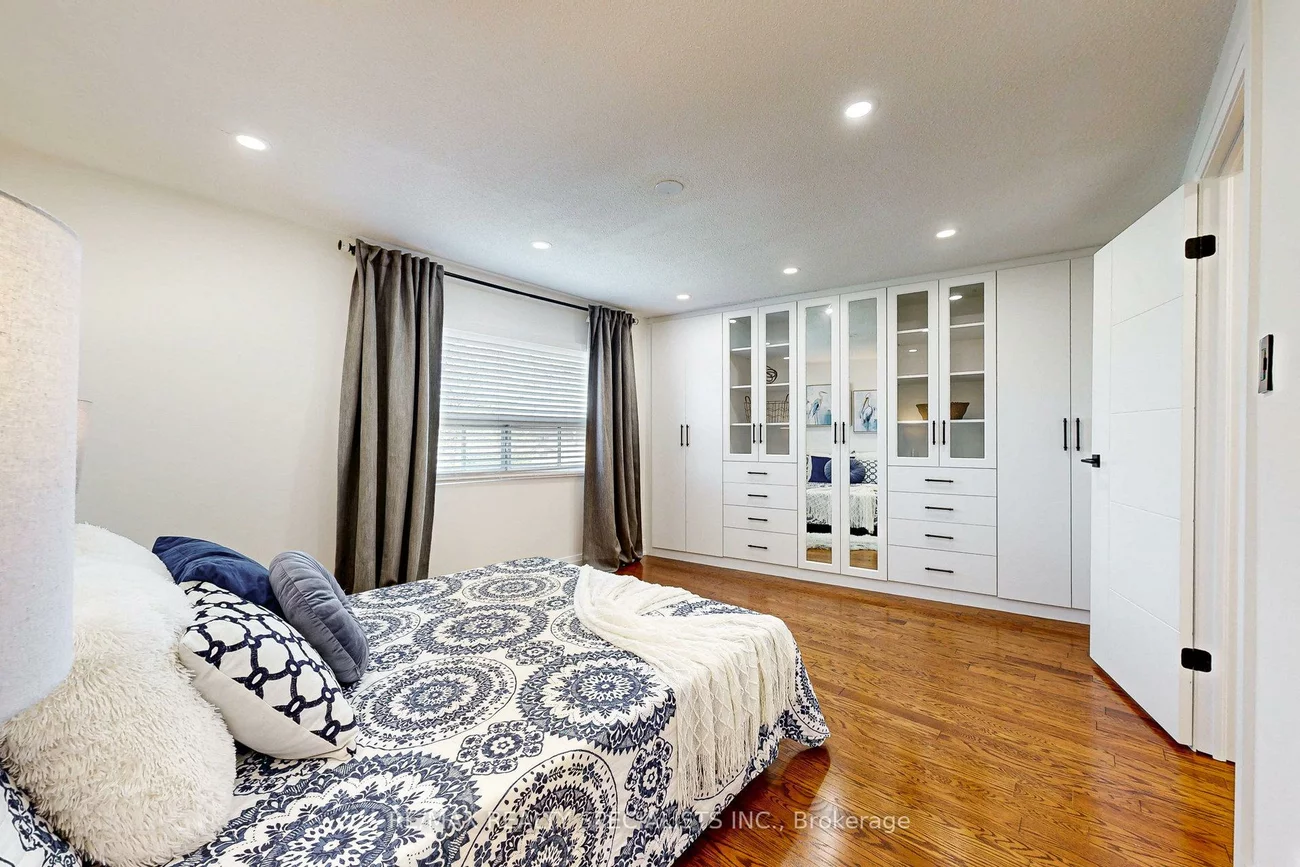 2035, Asta, Cooksville, Mississauga