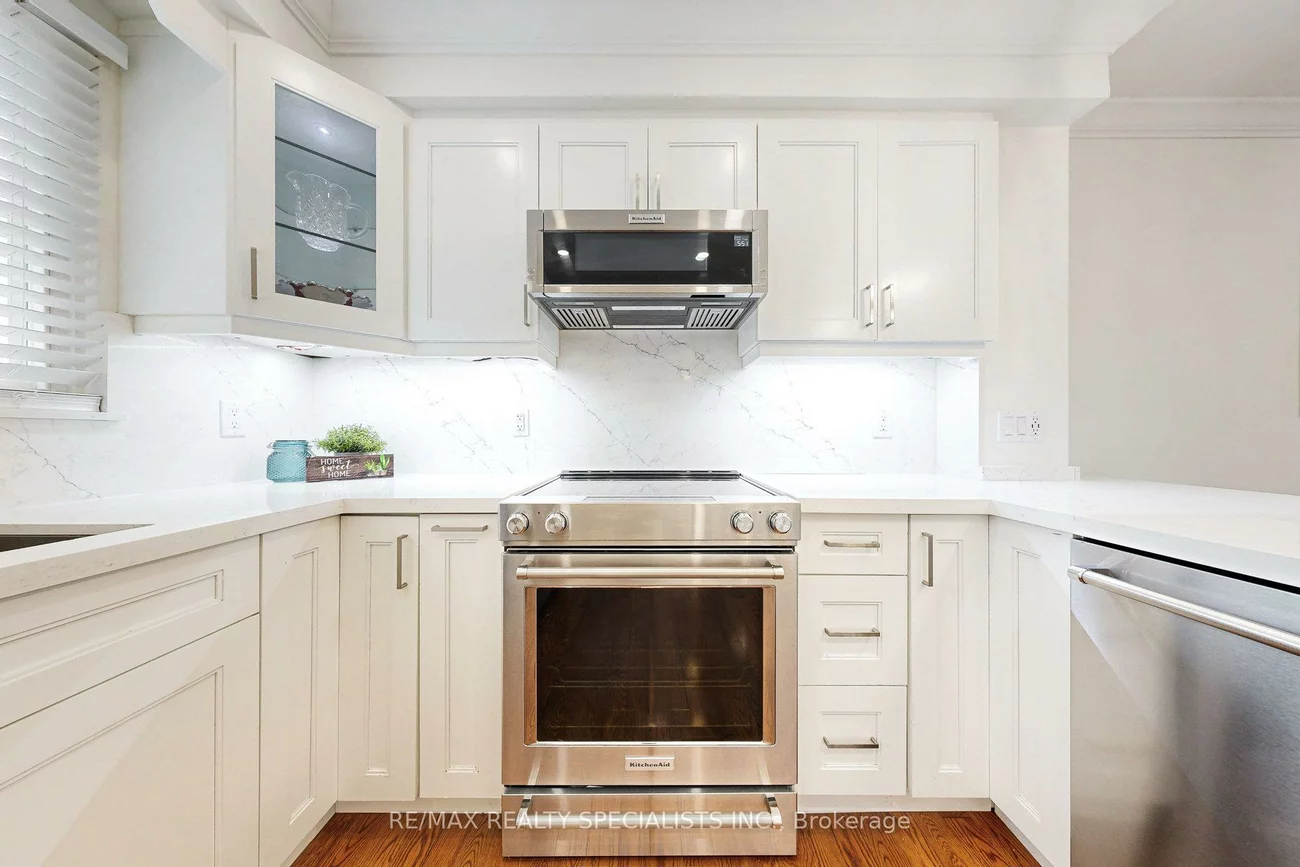 2035, Asta, Cooksville, Mississauga