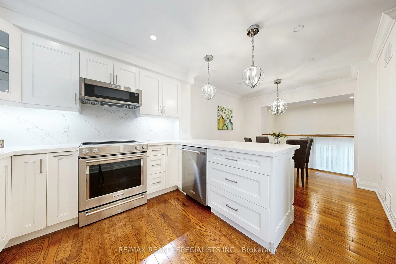 2035, Asta, Cooksville, Mississauga