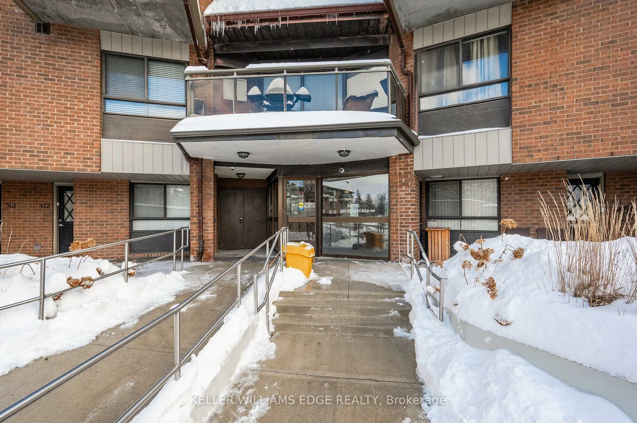 1000, Cedarglen, Erindale, Mississauga