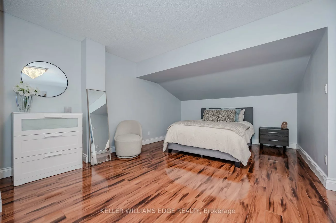 1000, Cedarglen, Erindale, Mississauga