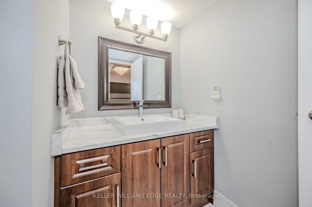 1000, Cedarglen, Erindale, Mississauga