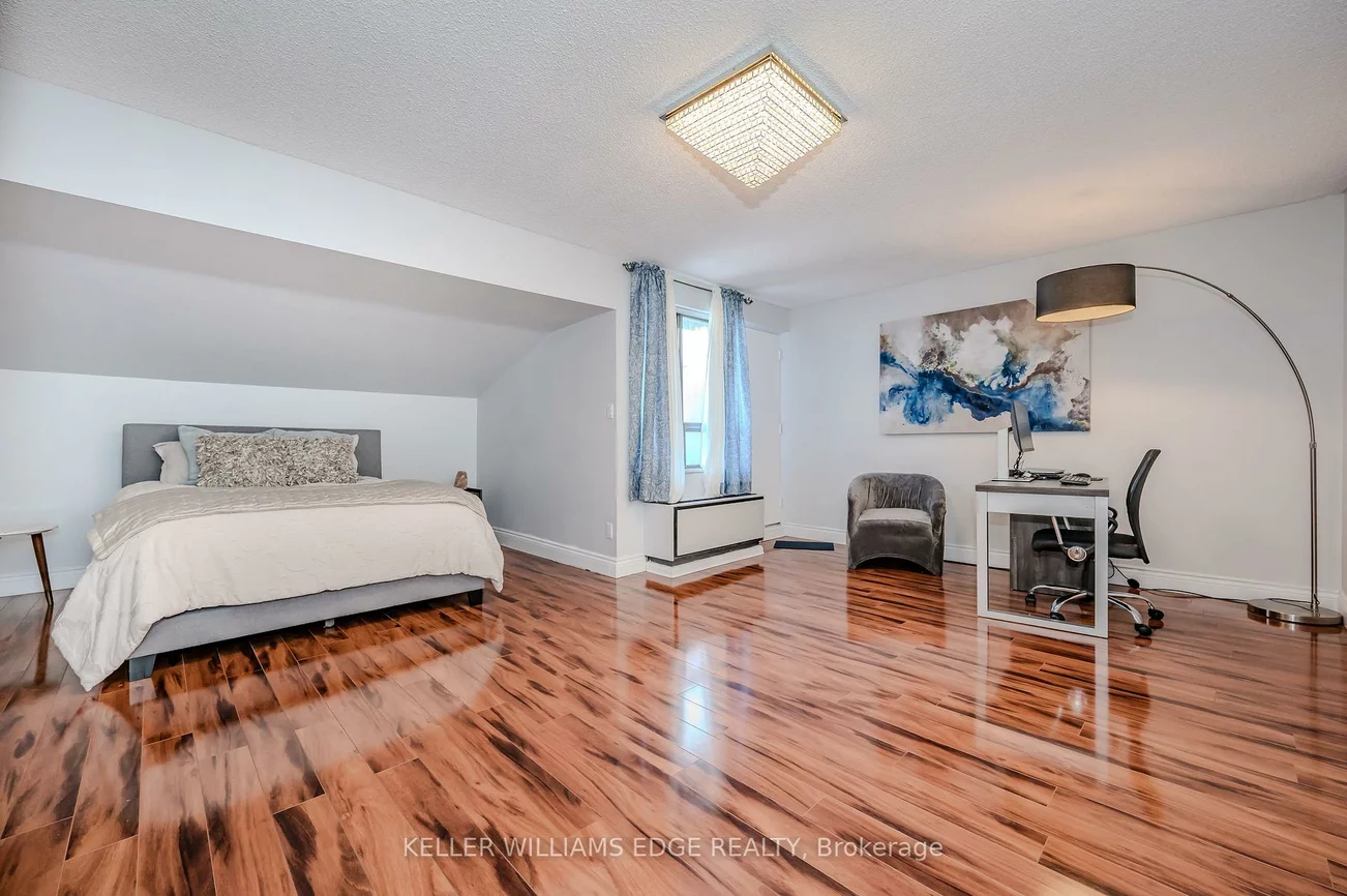 1000, Cedarglen, Erindale, Mississauga