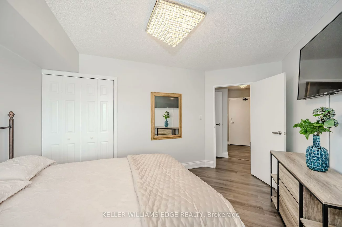 1000, Cedarglen, Erindale, Mississauga