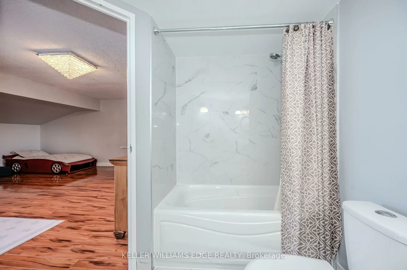 1000, Cedarglen, Erindale, Mississauga