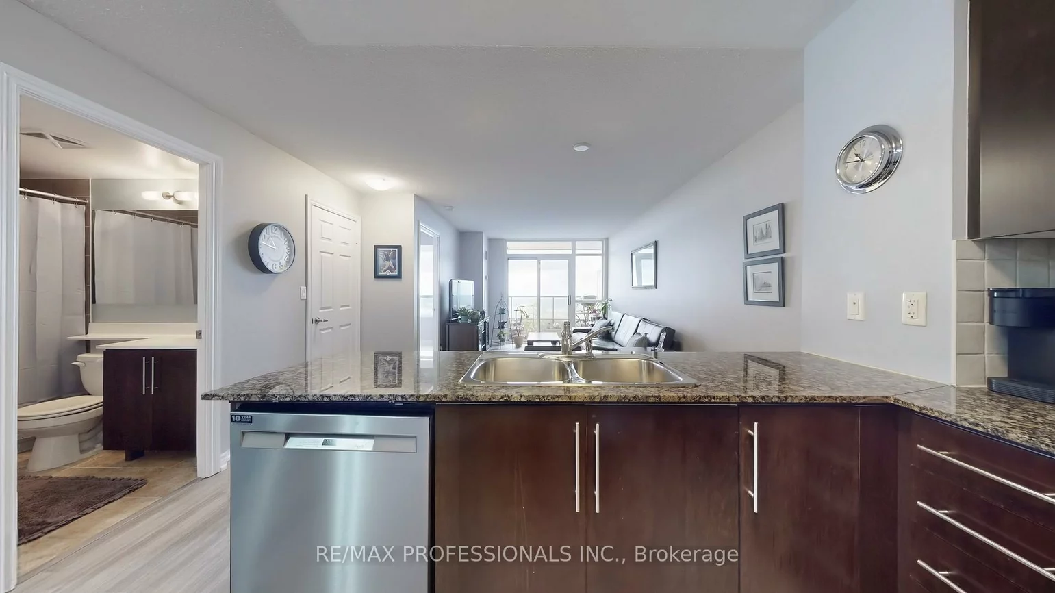 310, Burnhamthorpe, City Centre, Mississauga