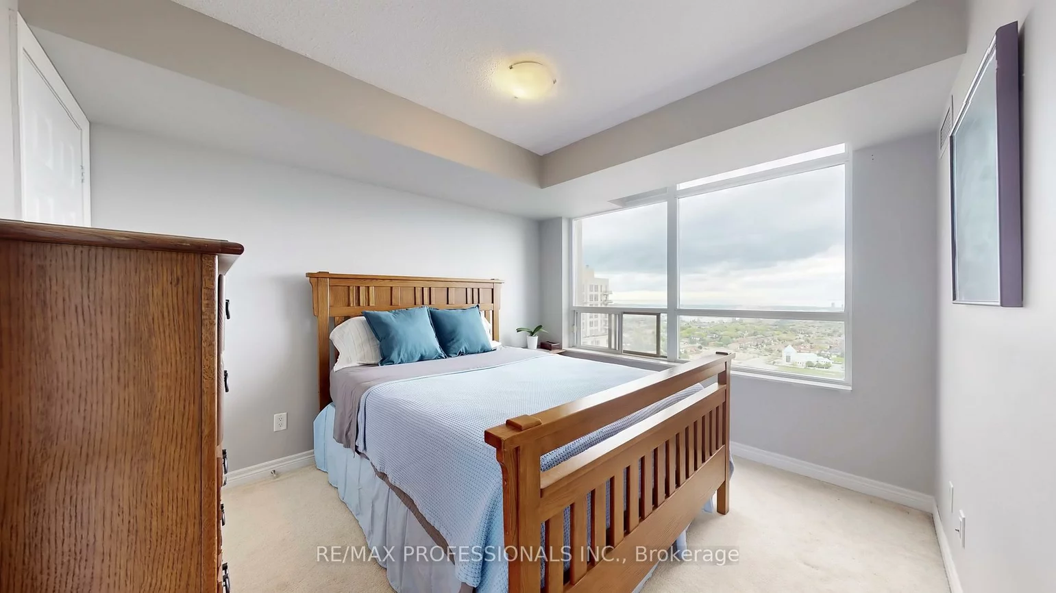 310, Burnhamthorpe, City Centre, Mississauga