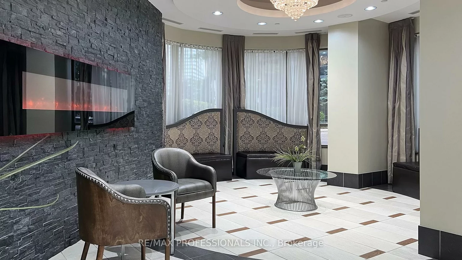 310, Burnhamthorpe, City Centre, Mississauga
